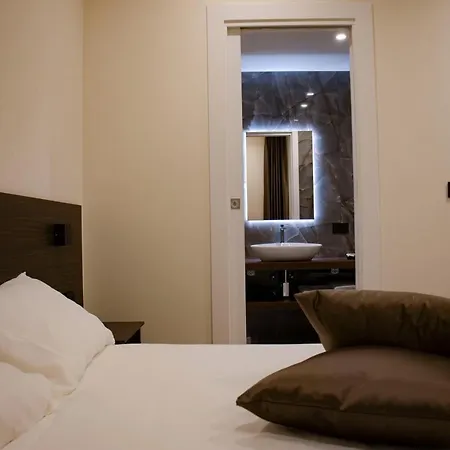 Augusto132 4* Napoli