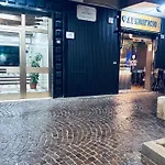 לינה וארוחת בוקר Augusto132